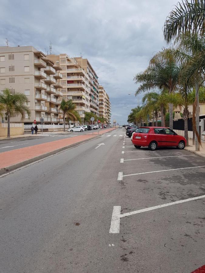 Sunny Beach Retreat Santa Pola Exterior photo
