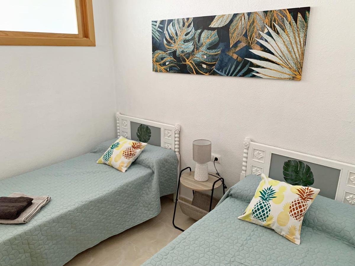 Sunny Beach Retreat Santa Pola Exterior photo